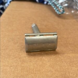 Gillette Vintage Silver Safety Razor